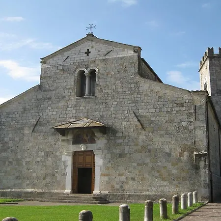 Beautiful Holiday In Near Forest Camaiore