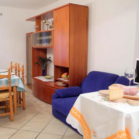 Prázdninový dům Beautiful Holiday In Near Forest Camaiore